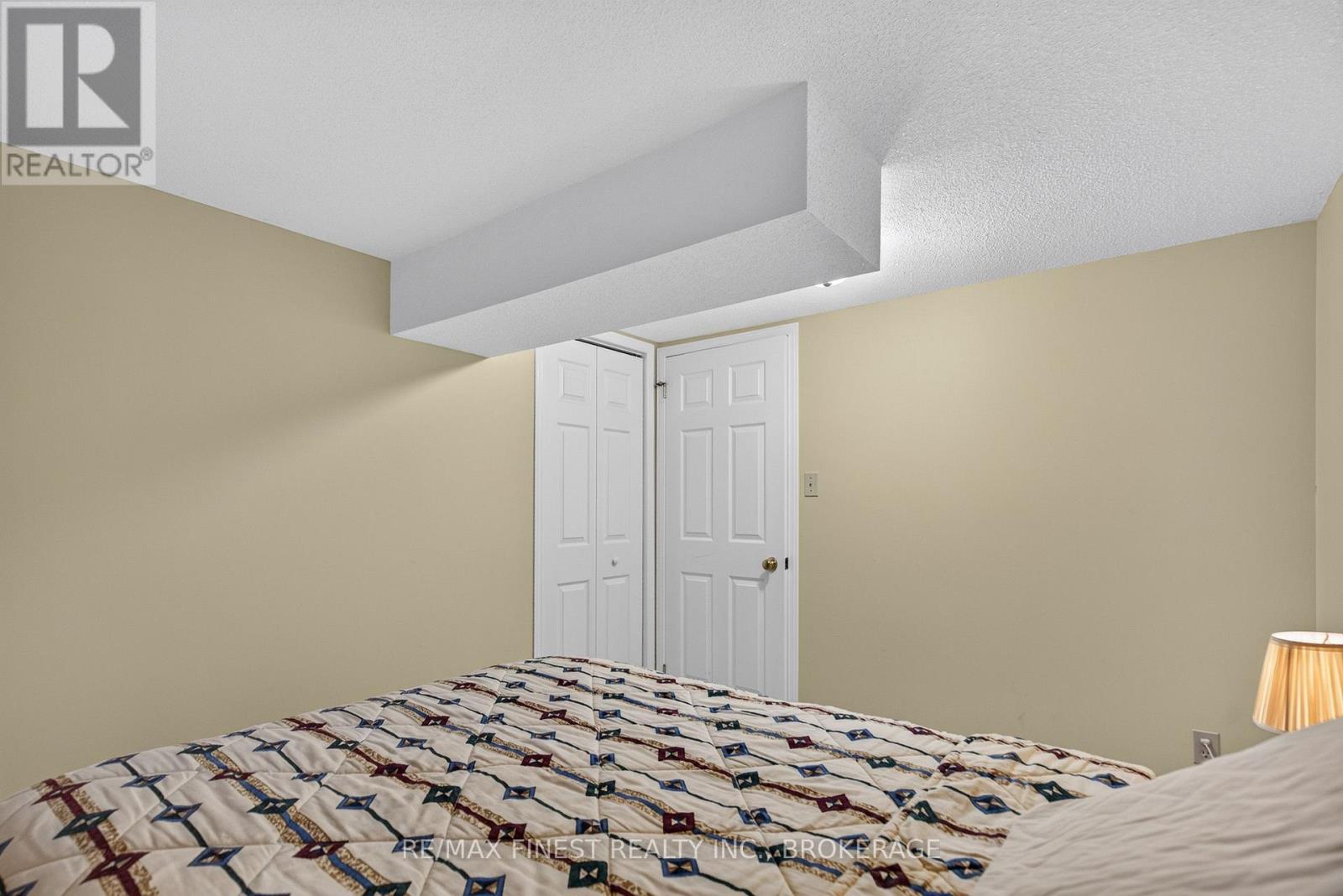 794 Butternut Street Property Photo 39