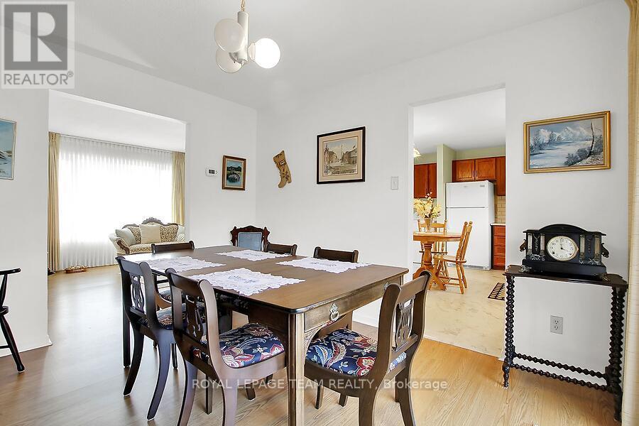 31 Ross Street Property Photo 8