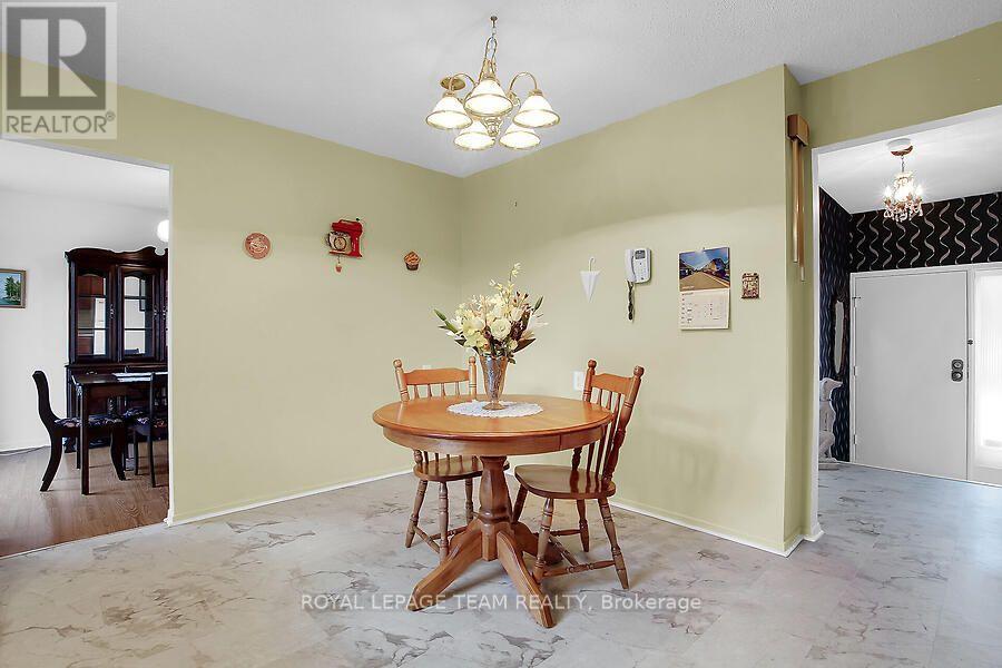 31 Ross Street Property Photo 14