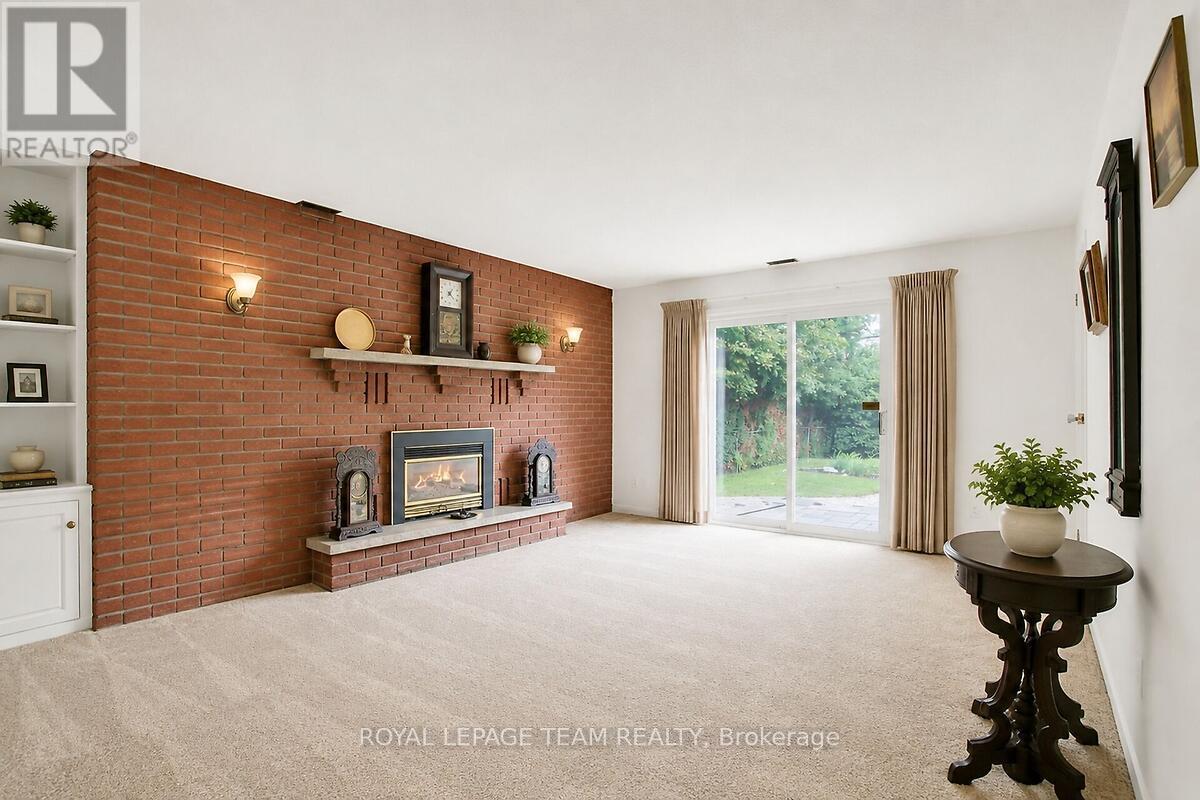 31 Ross Street Property Photo 34