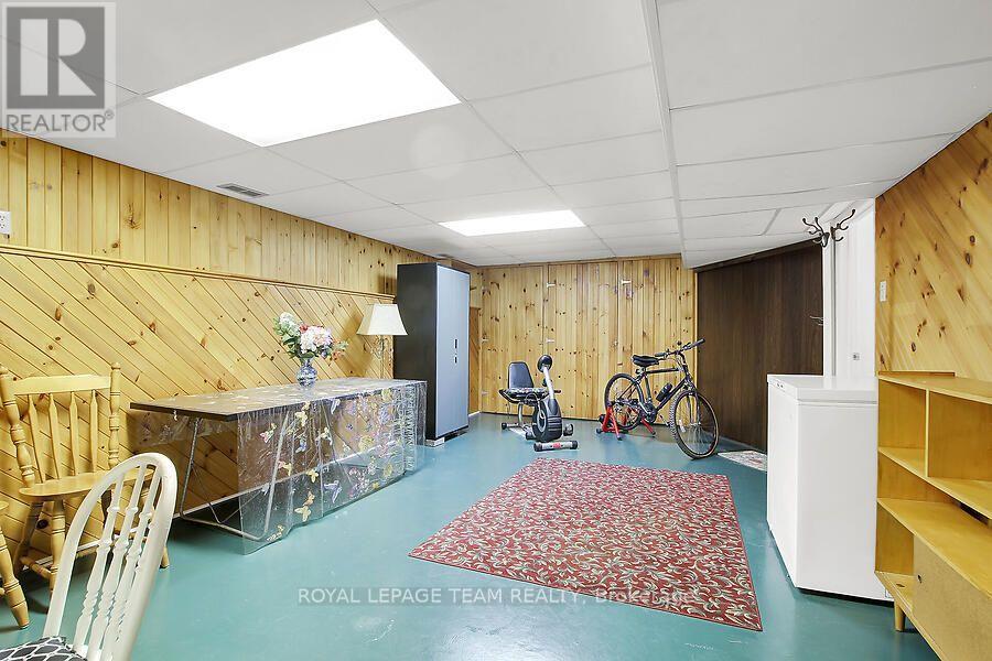31 Ross Street Property Photo 42