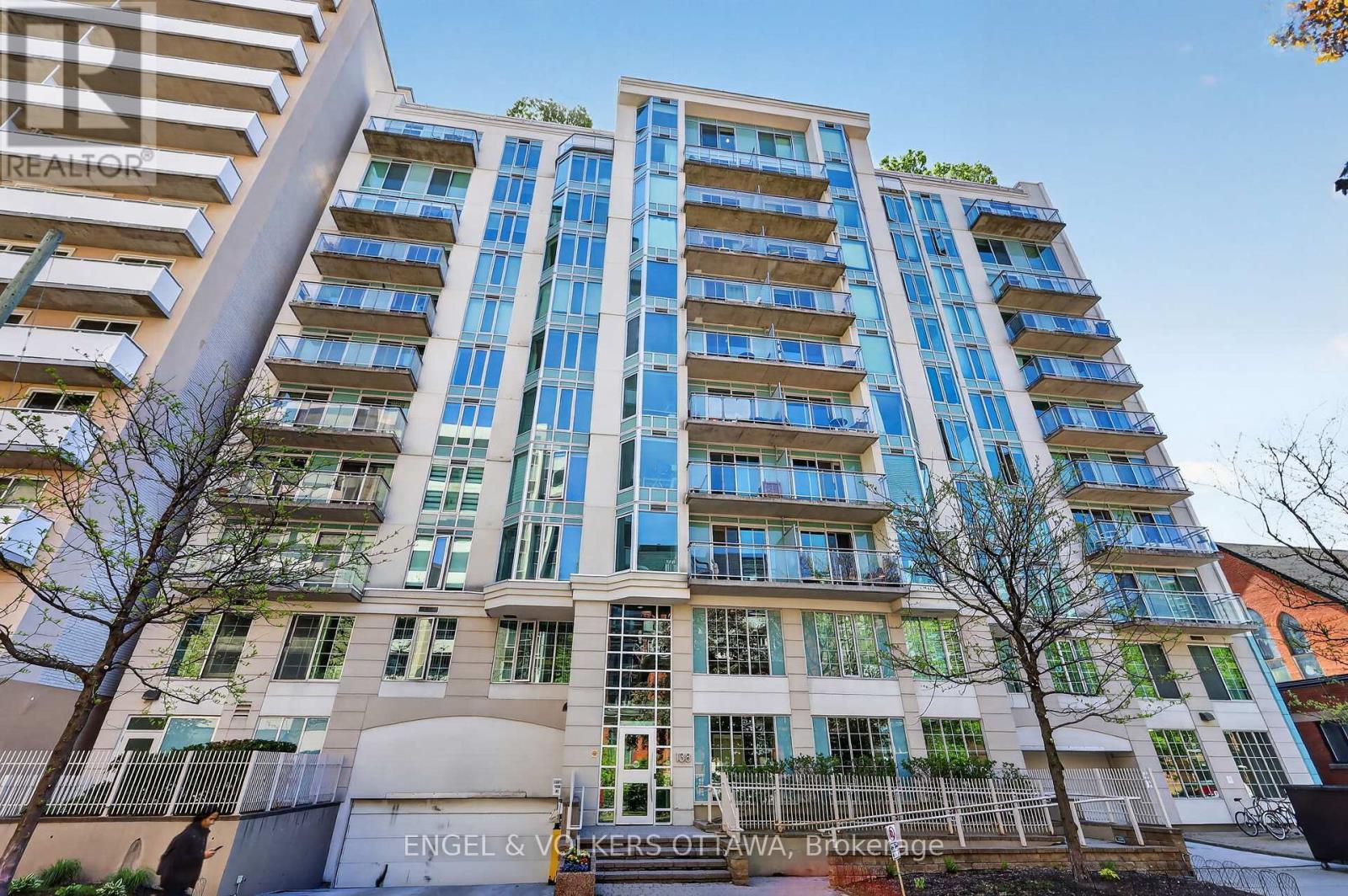 604 - 138 Somerset Street W Property Photo 1