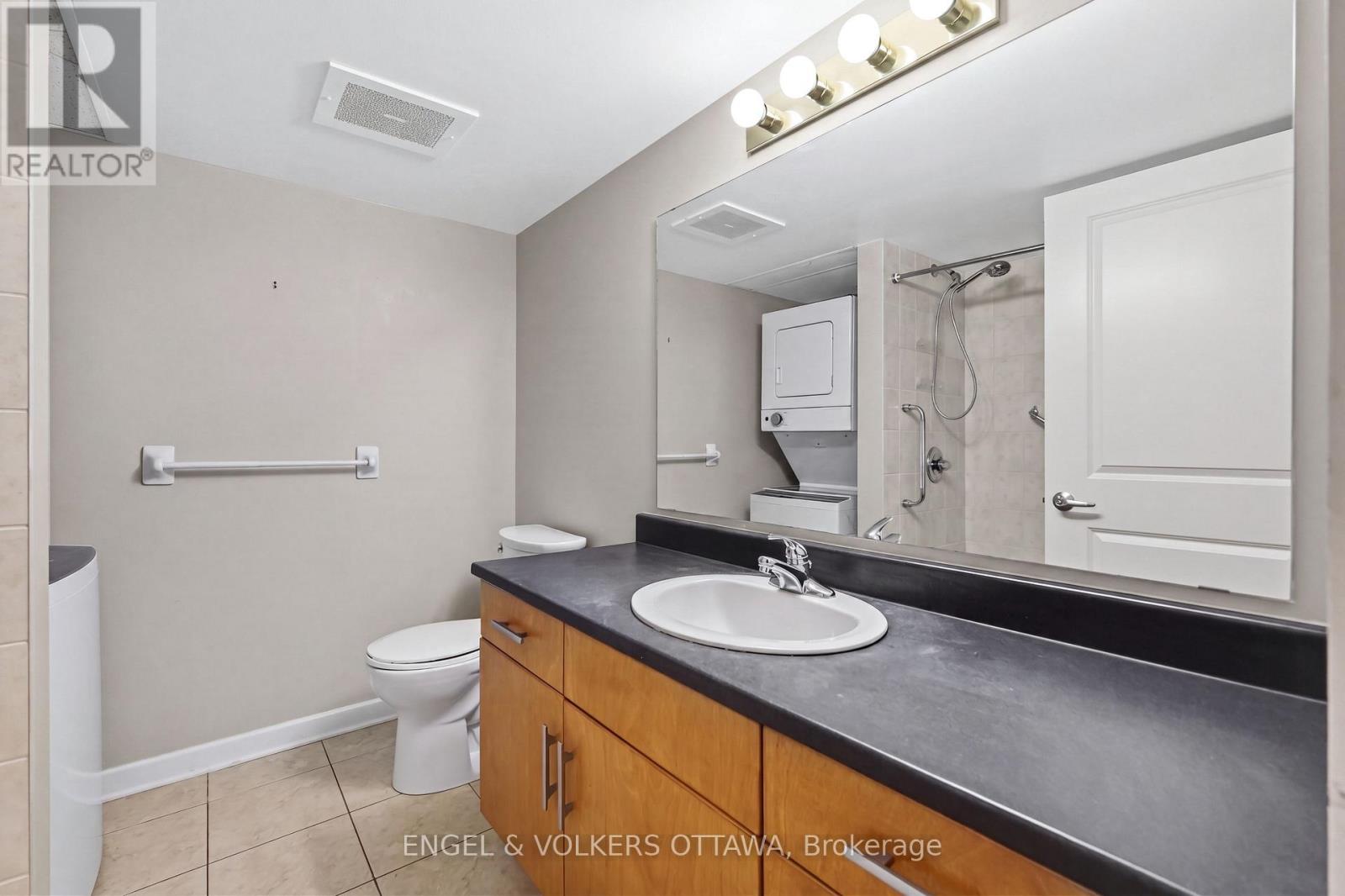 604 - 138 Somerset Street W Property Photo 19