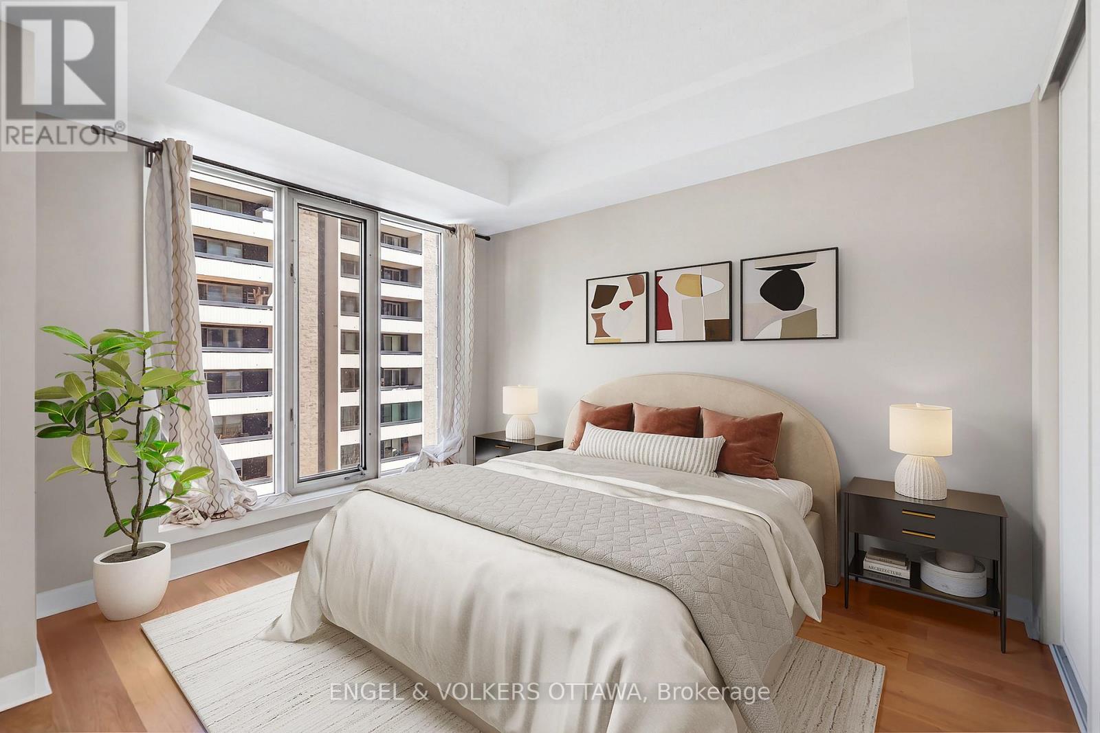 604 - 138 Somerset Street W Property Photo 26