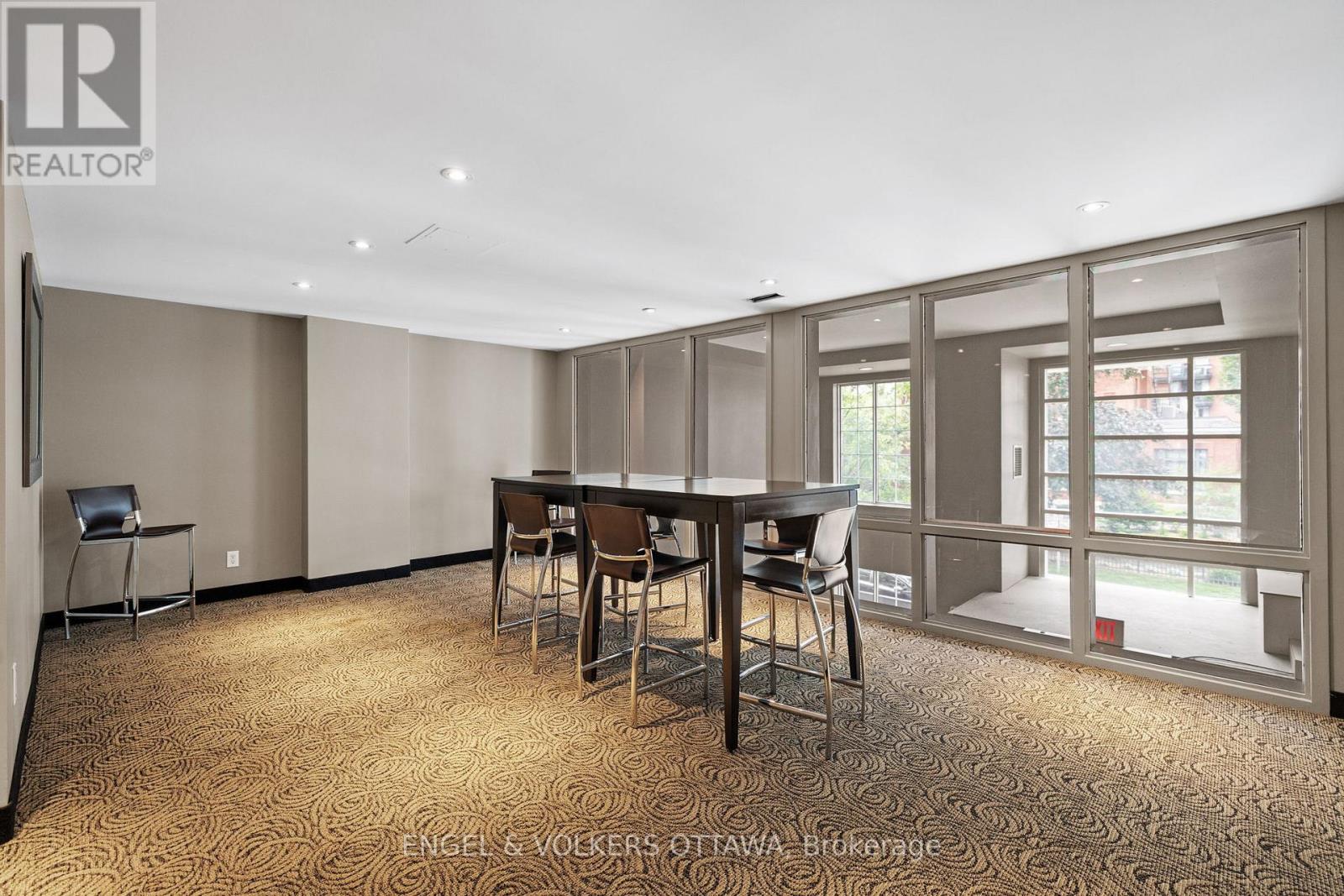 604 - 138 Somerset Street W Property Photo 35
