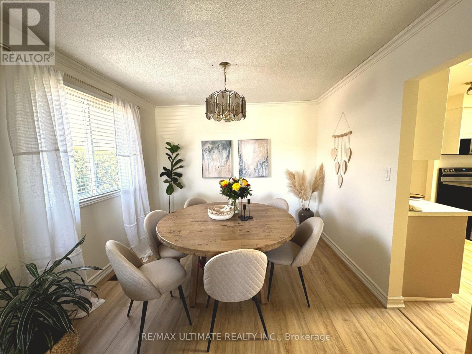 12 Stoney Brook Crescent Property Photo 6