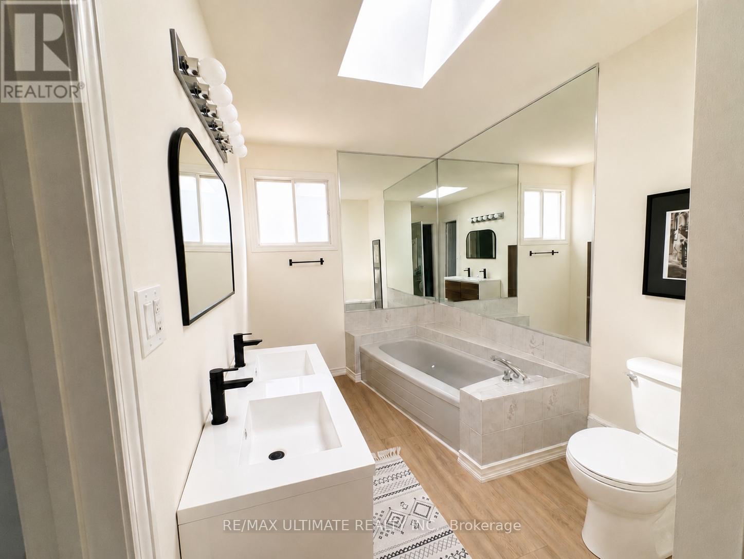 12 Stoney Brook Crescent Property Photo 12