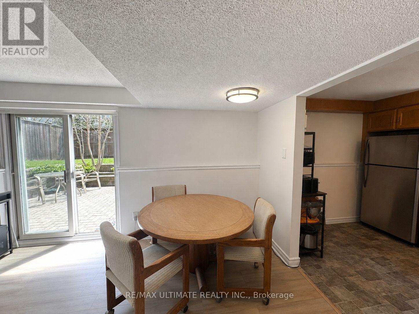 12 Stoney Brook Crescent Property Photo 18