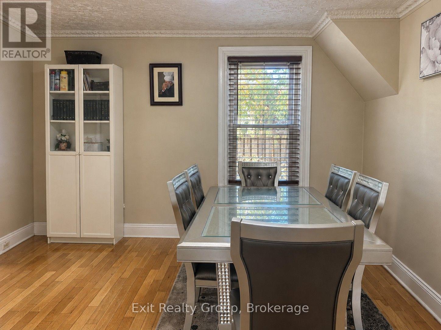 19 Cedar Street Property Photo 4