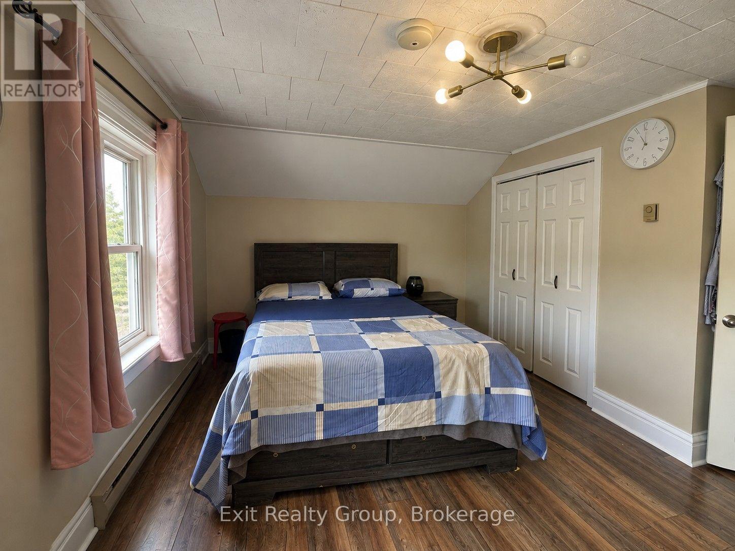 19 Cedar Street Property Photo 12