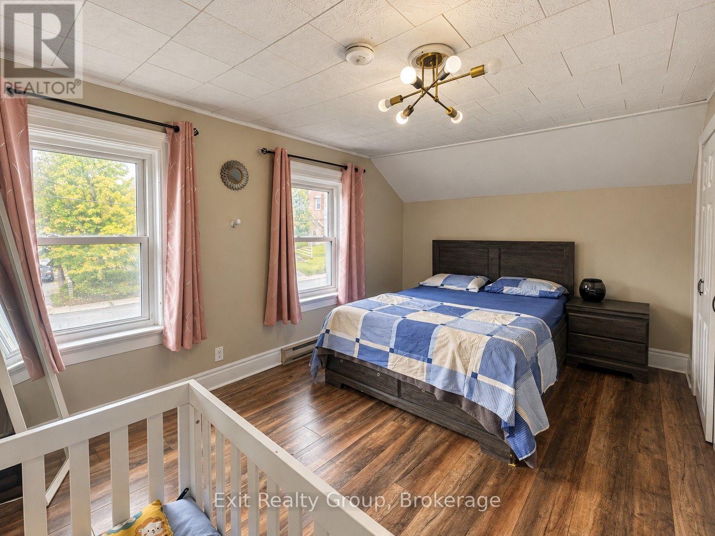 19 Cedar Street Property Photo 13