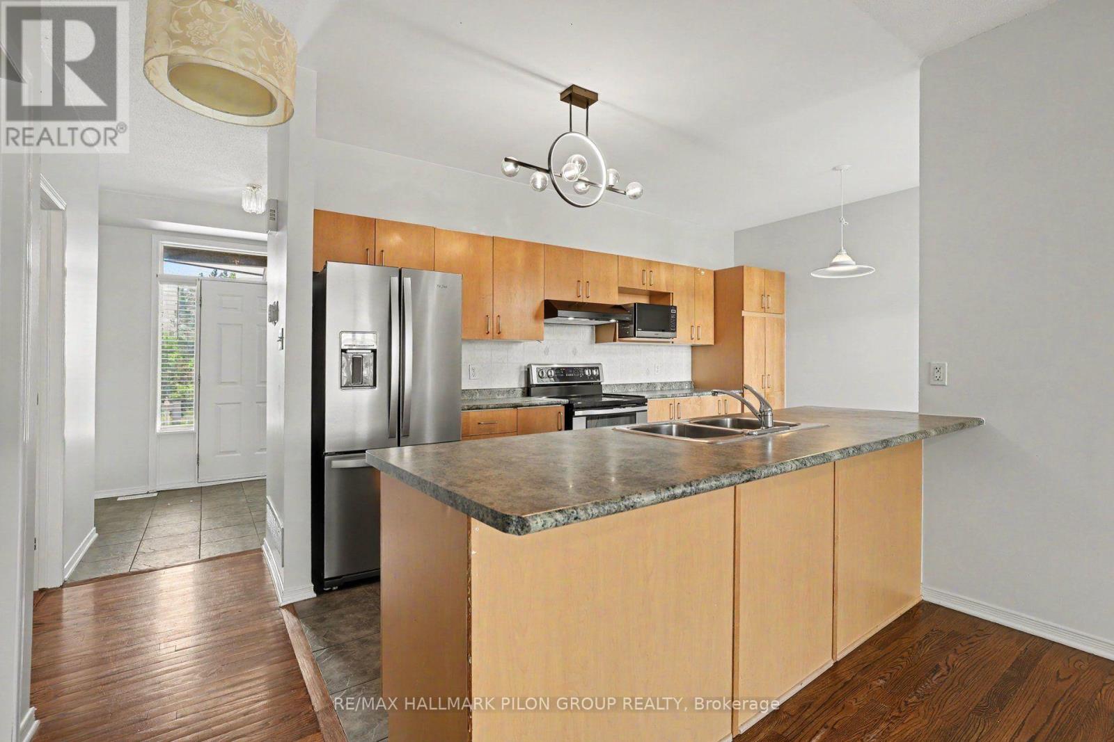 1395 Kitchener Avenue Property Photo 6