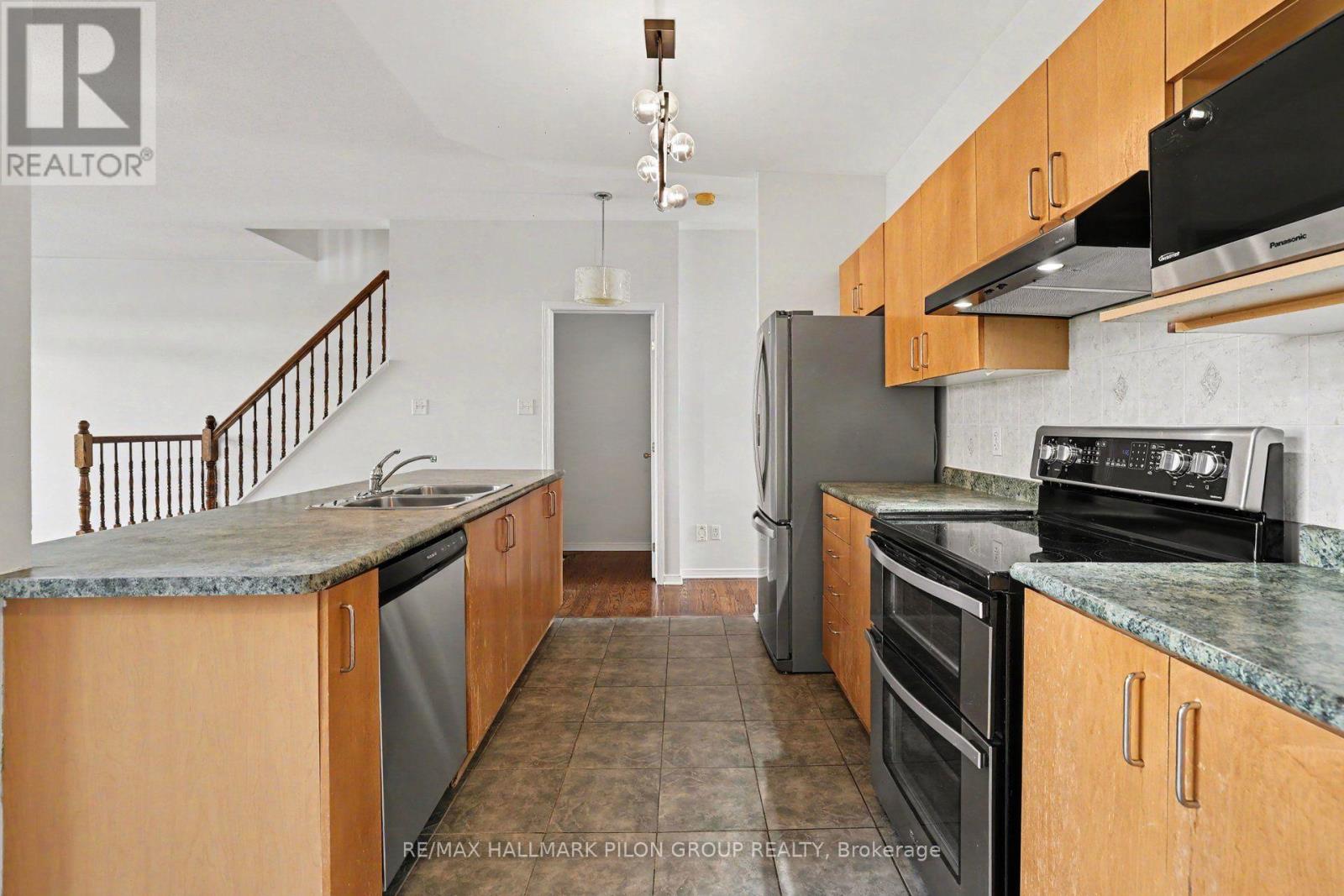 1395 Kitchener Avenue Property Photo 8