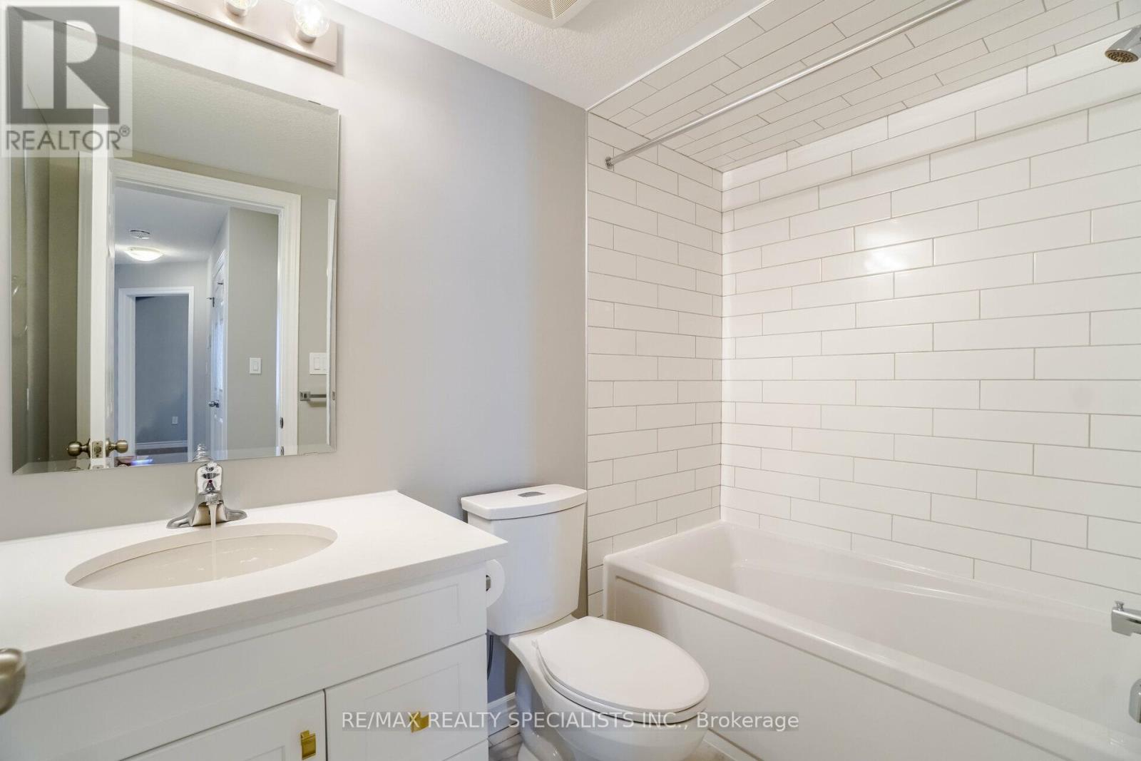 120 Wheat Lane Property Photo 9