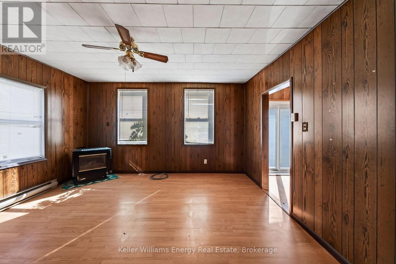 176 Wellington Main Street Property Photo 21