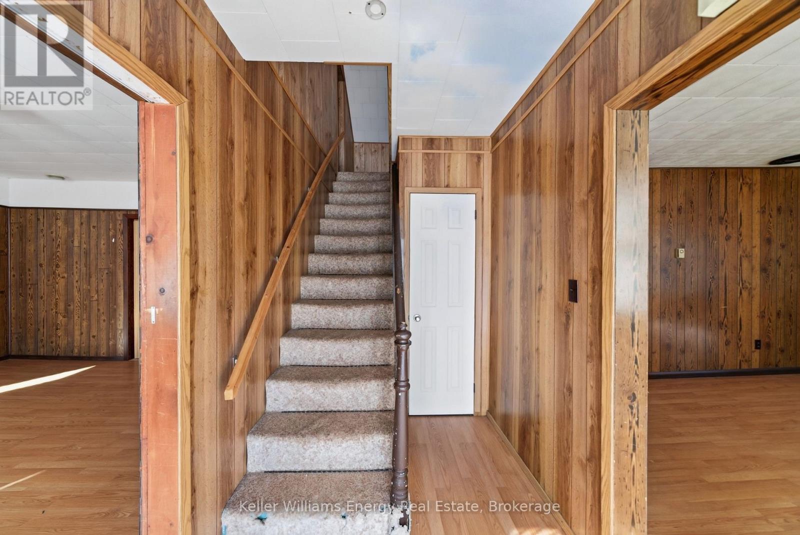 176 Wellington Main Street Property Photo 23