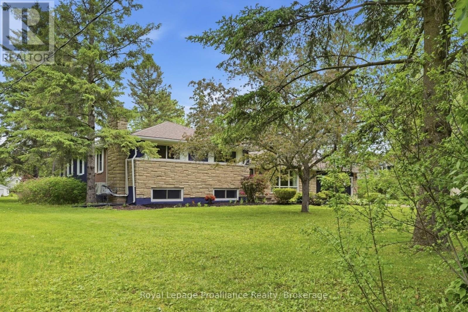 51 Selena Avenue Property Photo 4