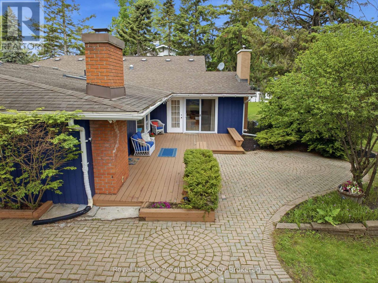 51 Selena Avenue Property Photo 43