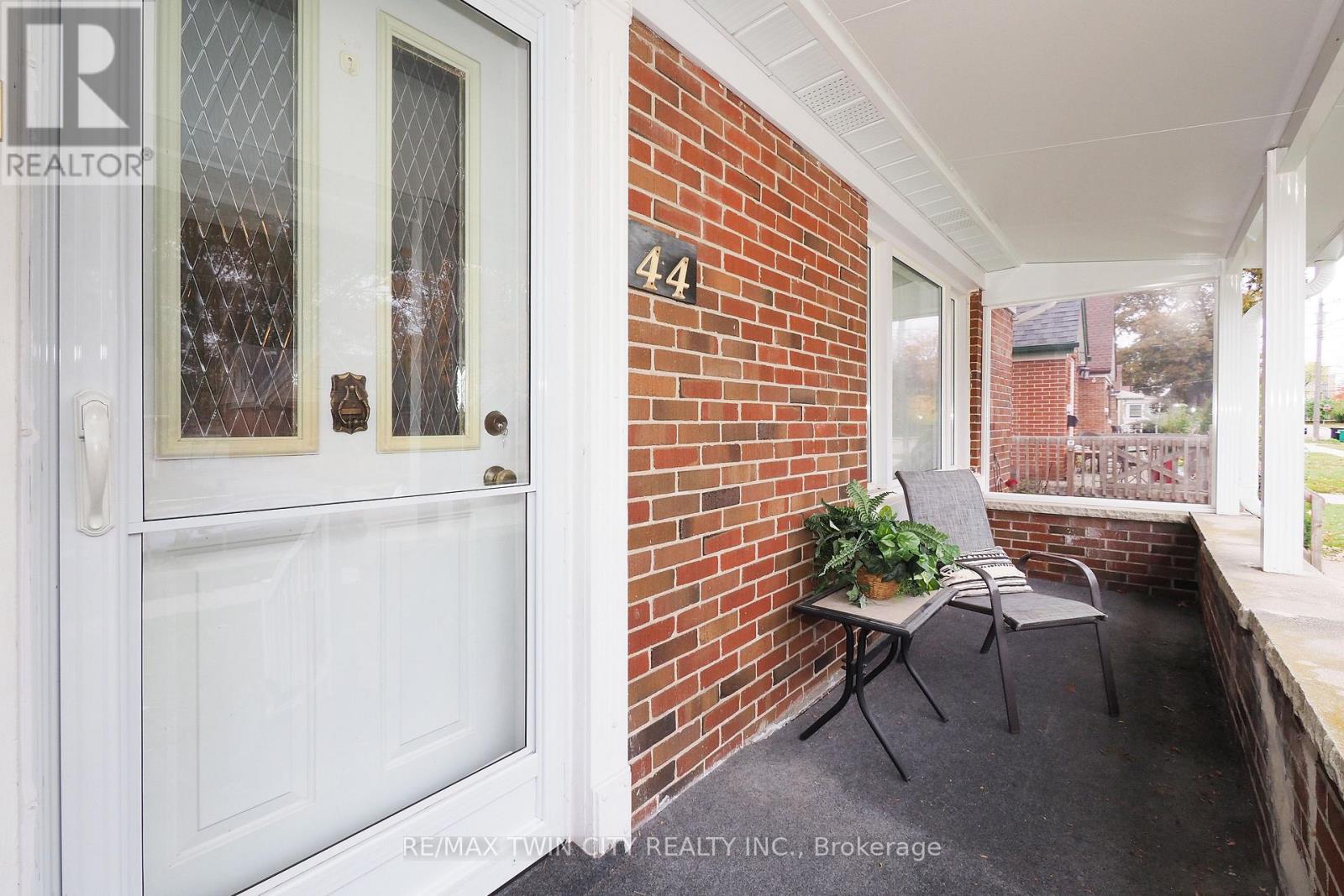 44 Ruby Street Property Photo 4