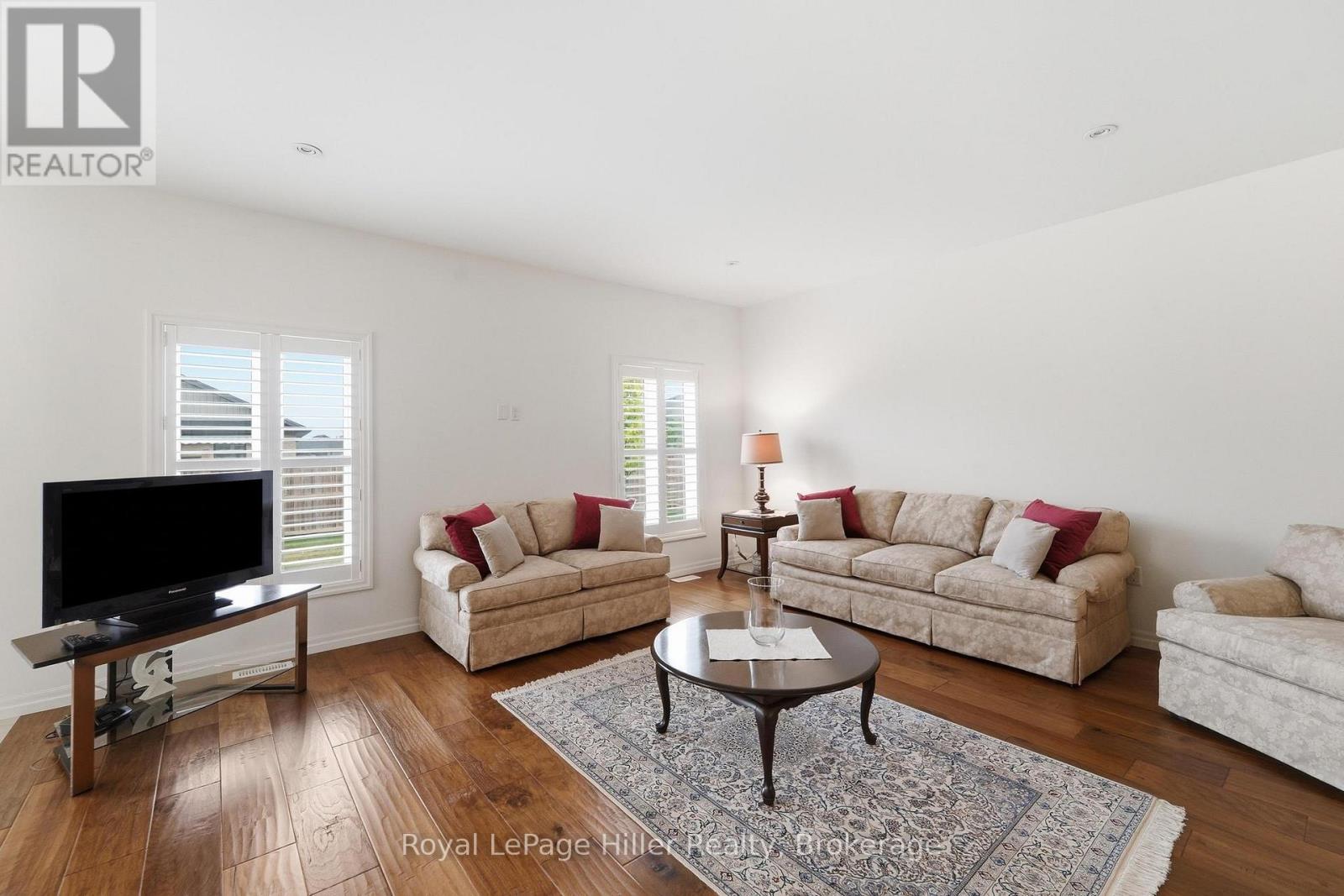 225 Wimpole Street Property Photo 17
