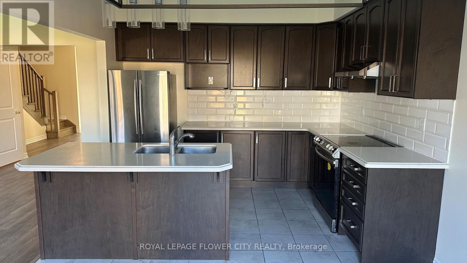6 Tarrison Street Property Photo 4