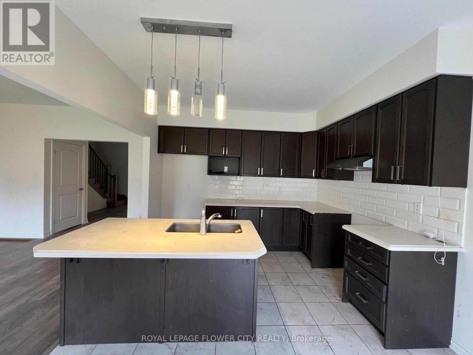 6 Tarrison Street Property Photo 5