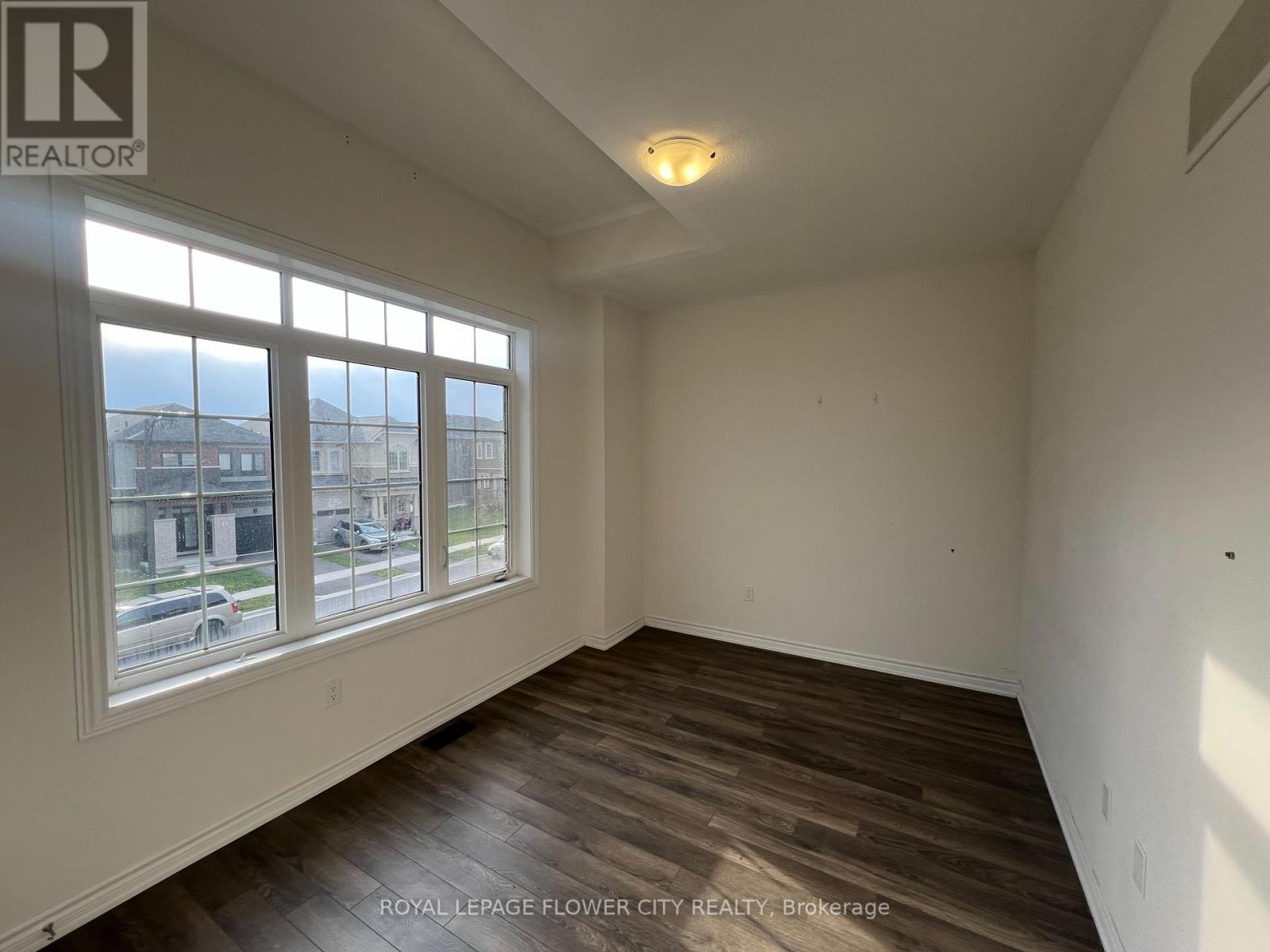 6 Tarrison Street Property Photo 9