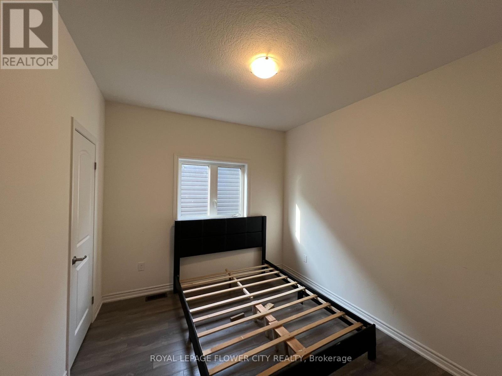 6 Tarrison Street Property Photo 14