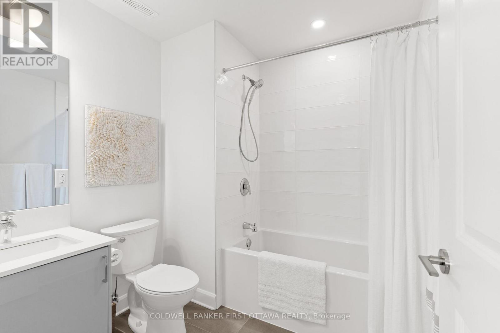102 - 611 Wanaki Road Property Photo 8
