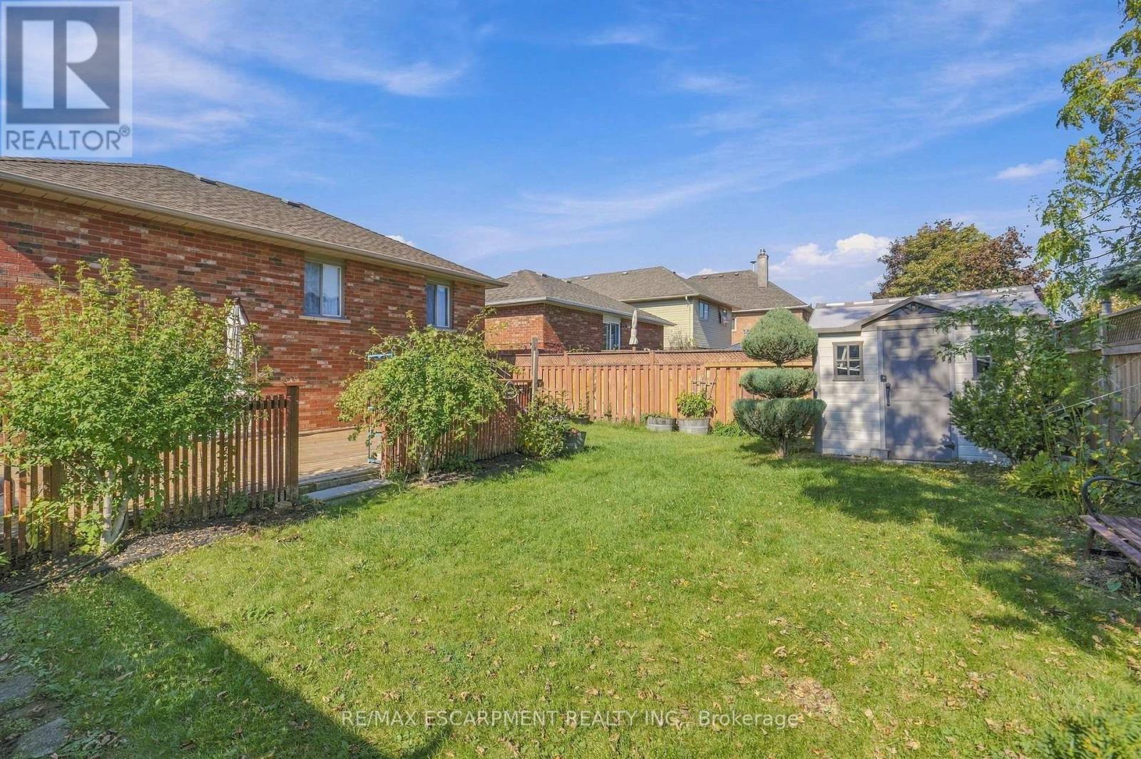 102 Cove Crescent Property Photo 46