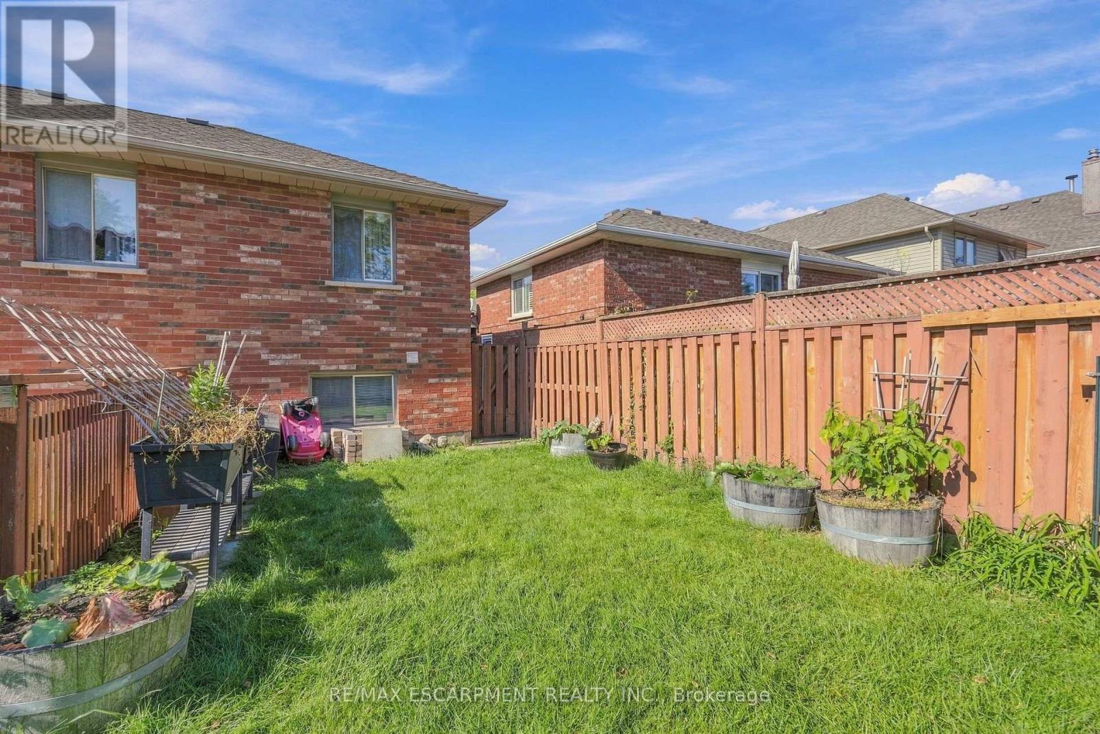 102 Cove Crescent Property Photo 50
