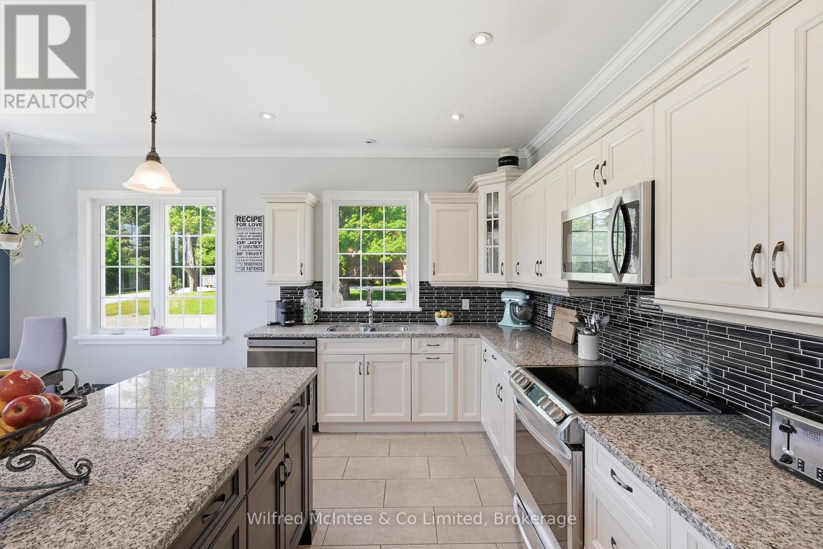 29 Church Street Property Photo 5