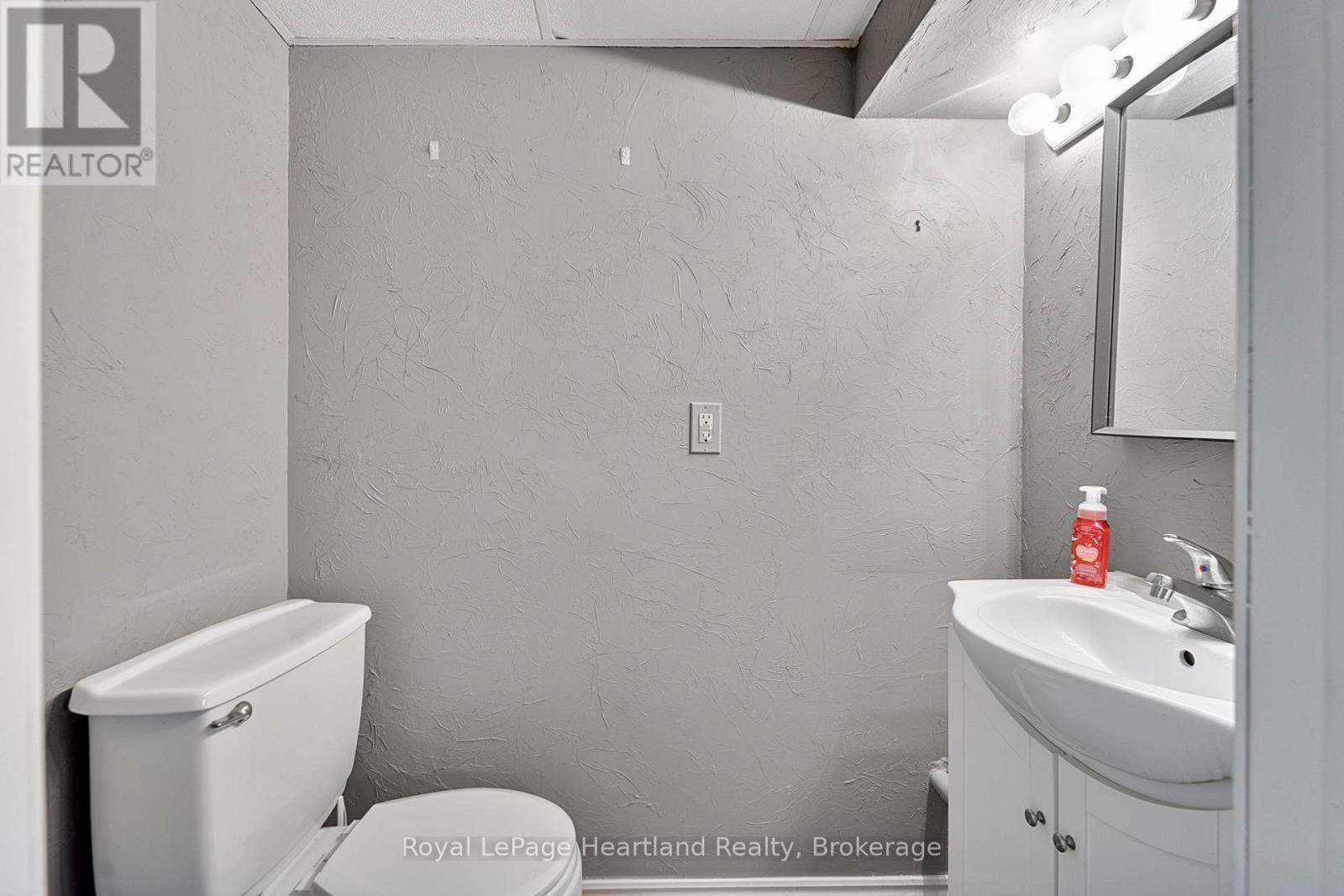 164 Bayfield Road Property Photo 32