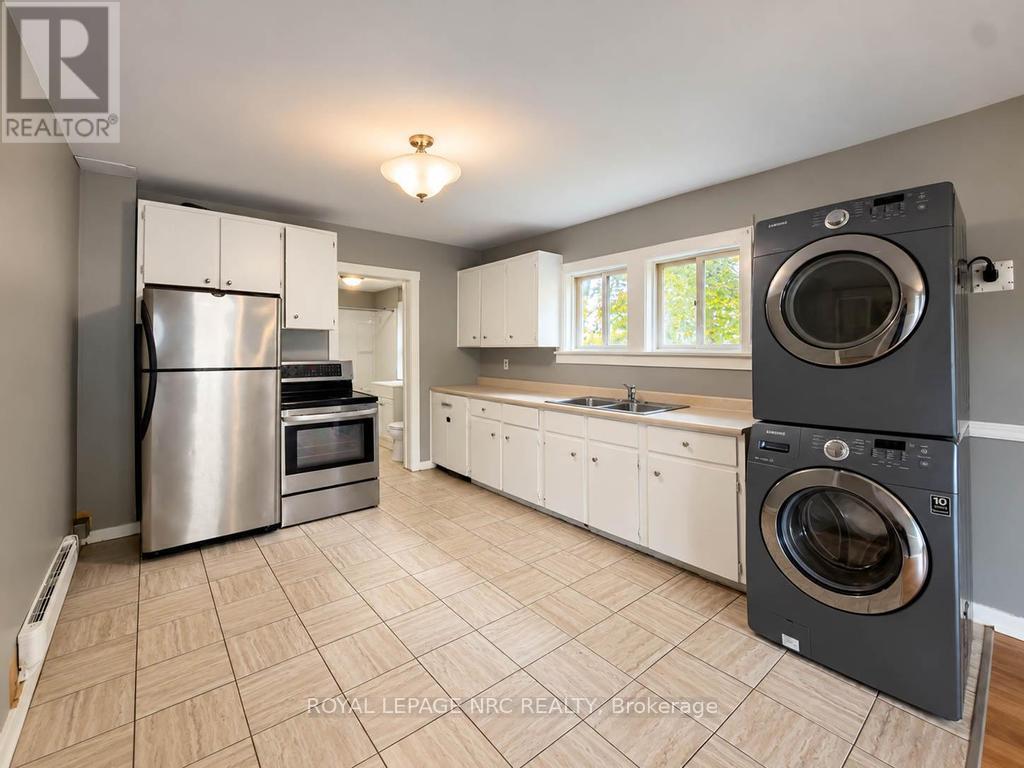 255 Jarvis Street Property Photo 5