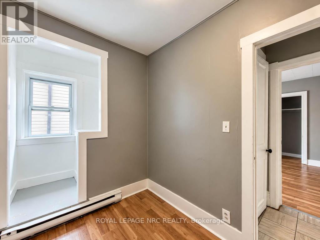 255 Jarvis Street Property Photo 9