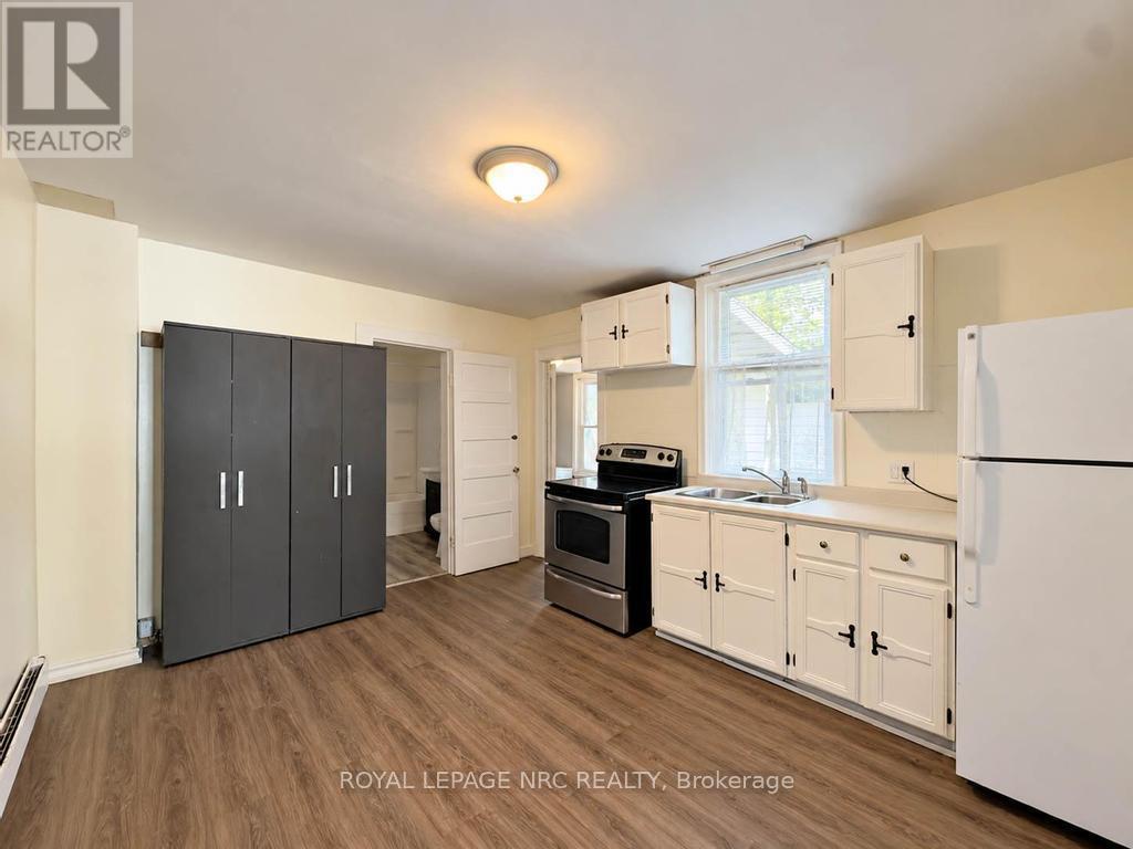 255 Jarvis Street Property Photo 25