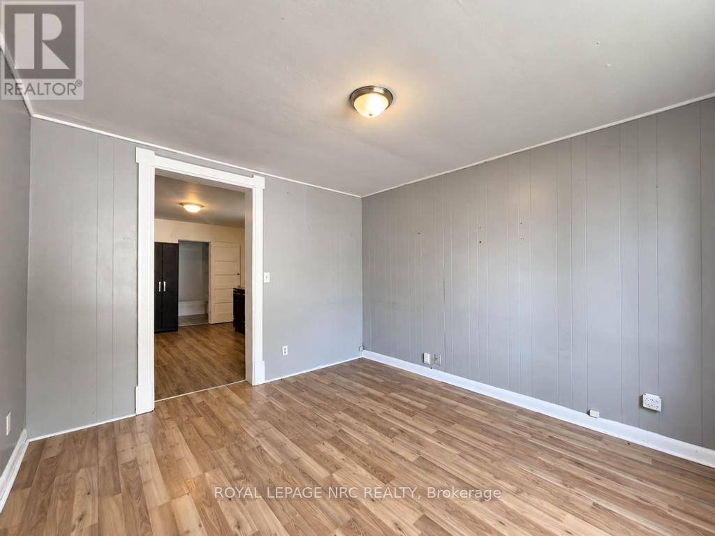 255 Jarvis Street Property Photo 27