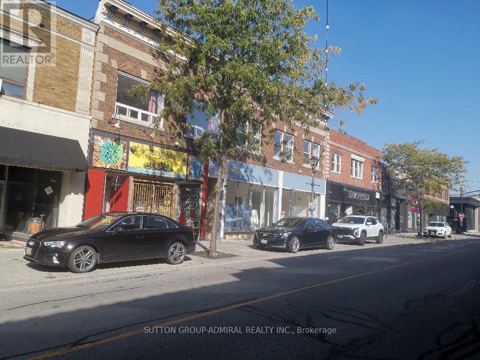 4515 Queen Street Property Photo 2