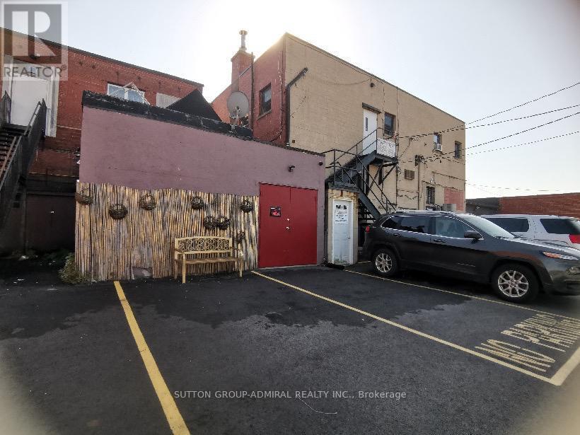 4515 Queen Street Property Photo 7