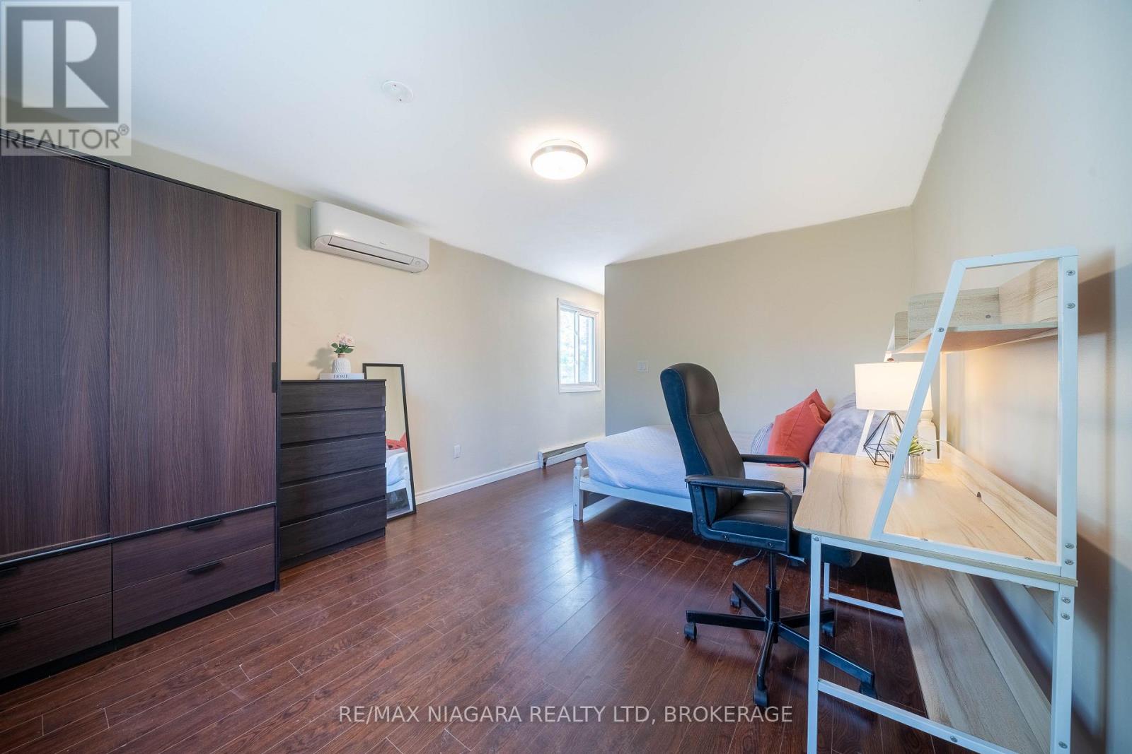 293-295 Glenridge Avenue Property Photo 11