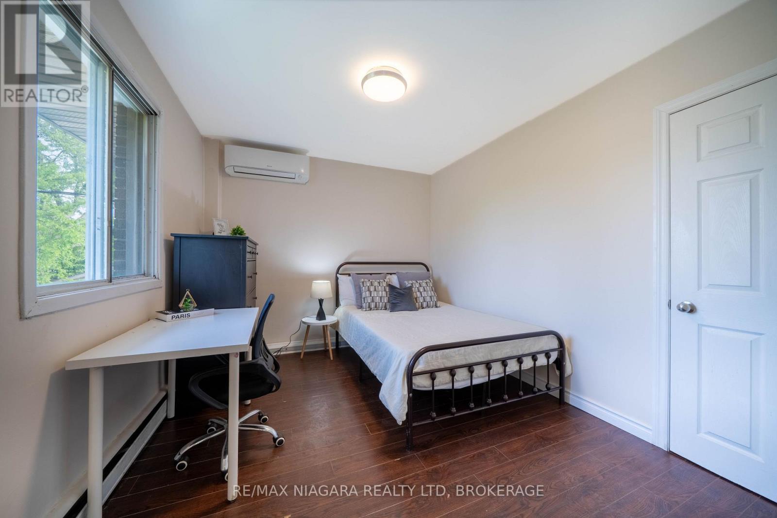 293-295 Glenridge Avenue Property Photo 18