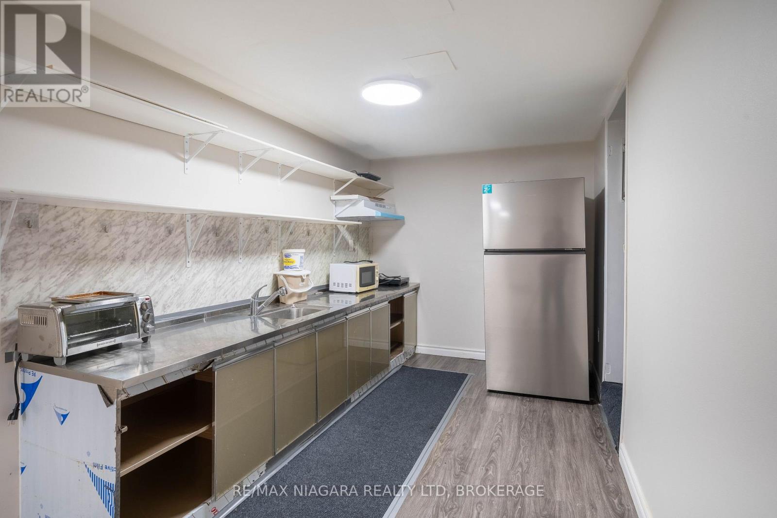 293-295 Glenridge Avenue Property Photo 48