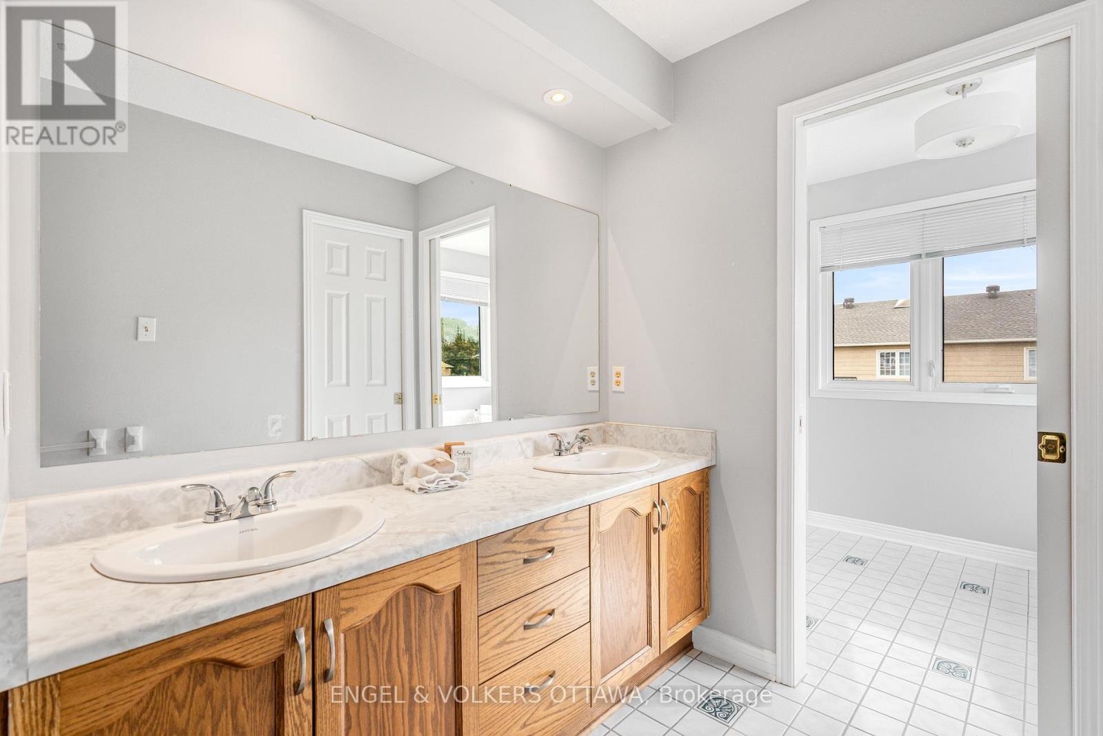 6 Holly Ridge Property Photo 32