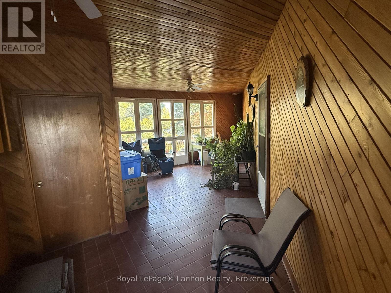 24 First Avenue Property Photo 8