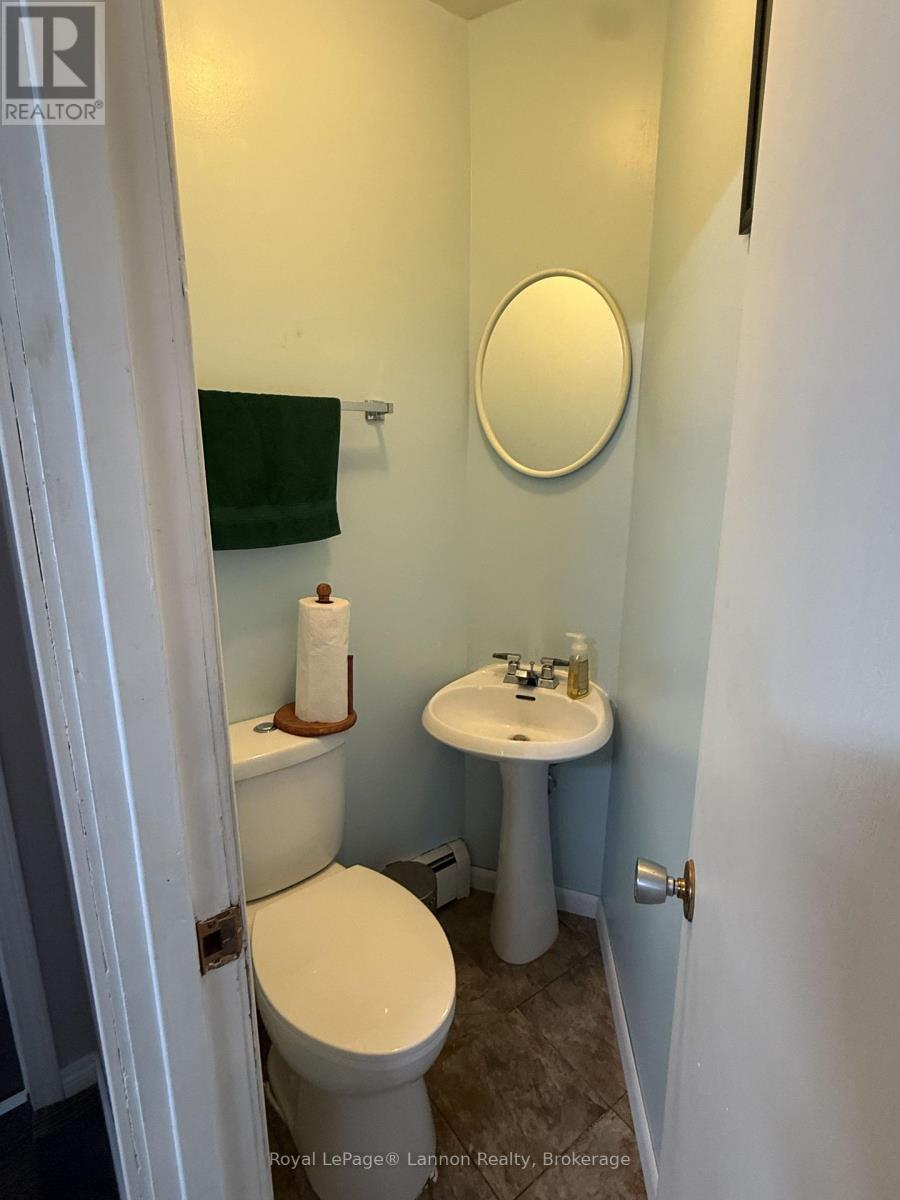 24 First Avenue Property Photo 18