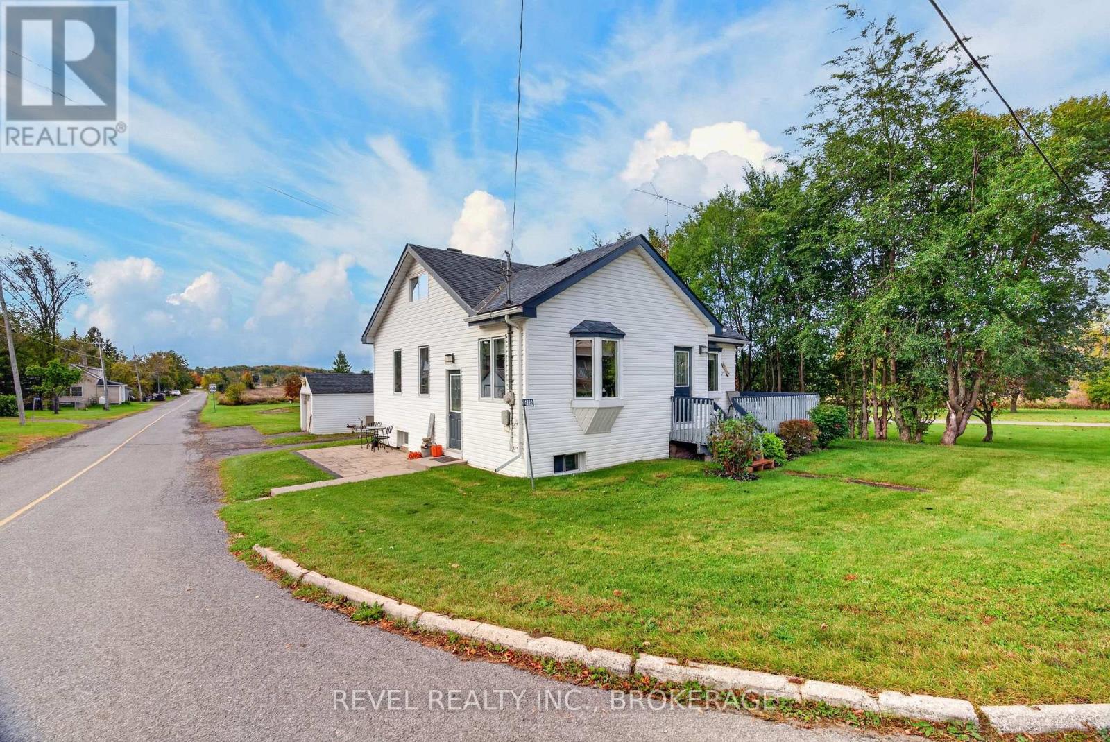 4682 Latimer Road Property Photo 3