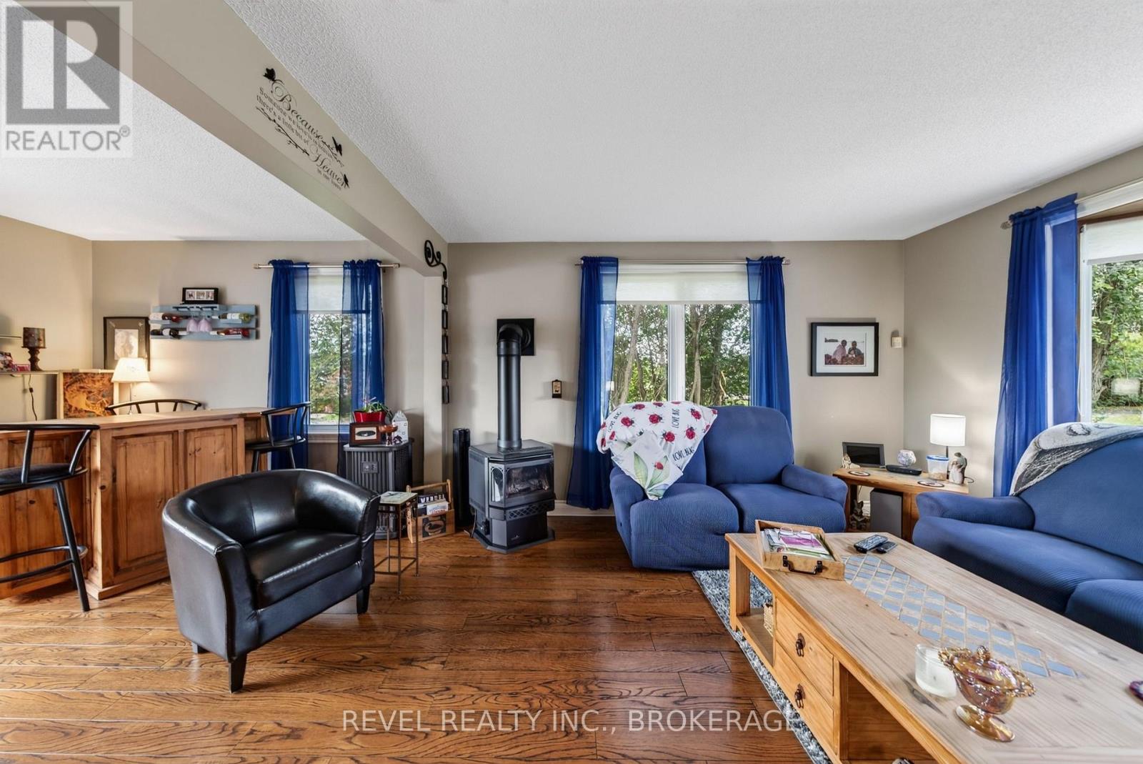 4682 Latimer Road Property Photo 15