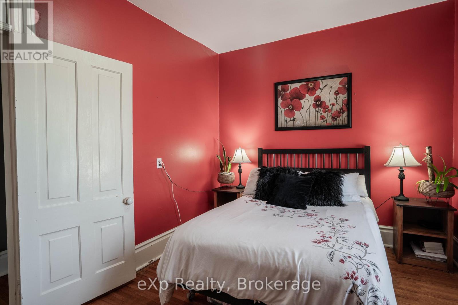 352 Berford Street Property Photo 28
