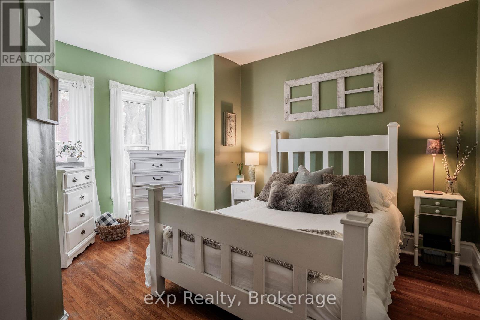 352 Berford Street Property Photo 31