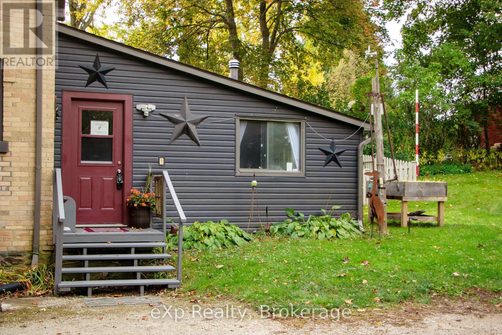 352 Berford Street Property Photo 38